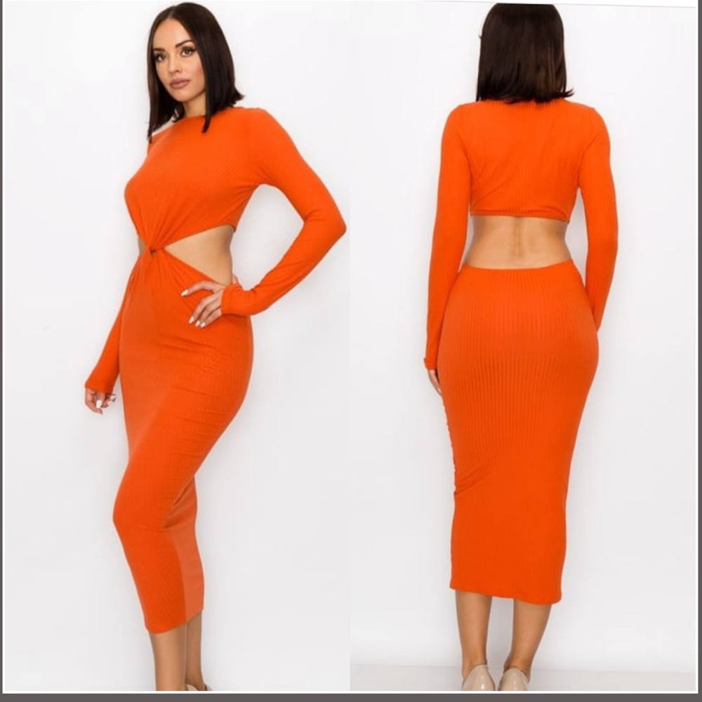 ROUND NECK RIBBED TWIST DRESS